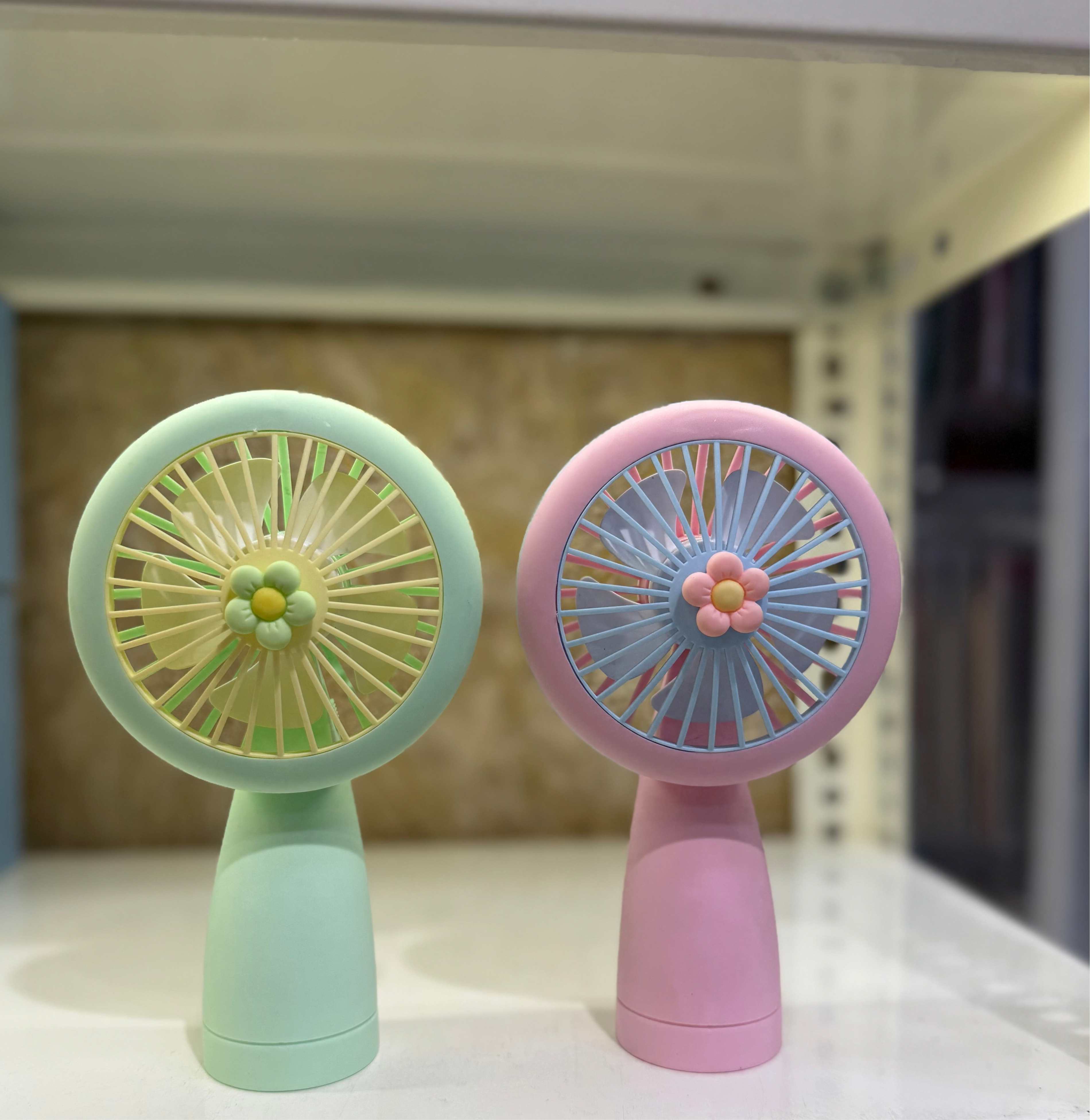 Kawaii Pastel Portable Mini Fan – USB Rechargeable