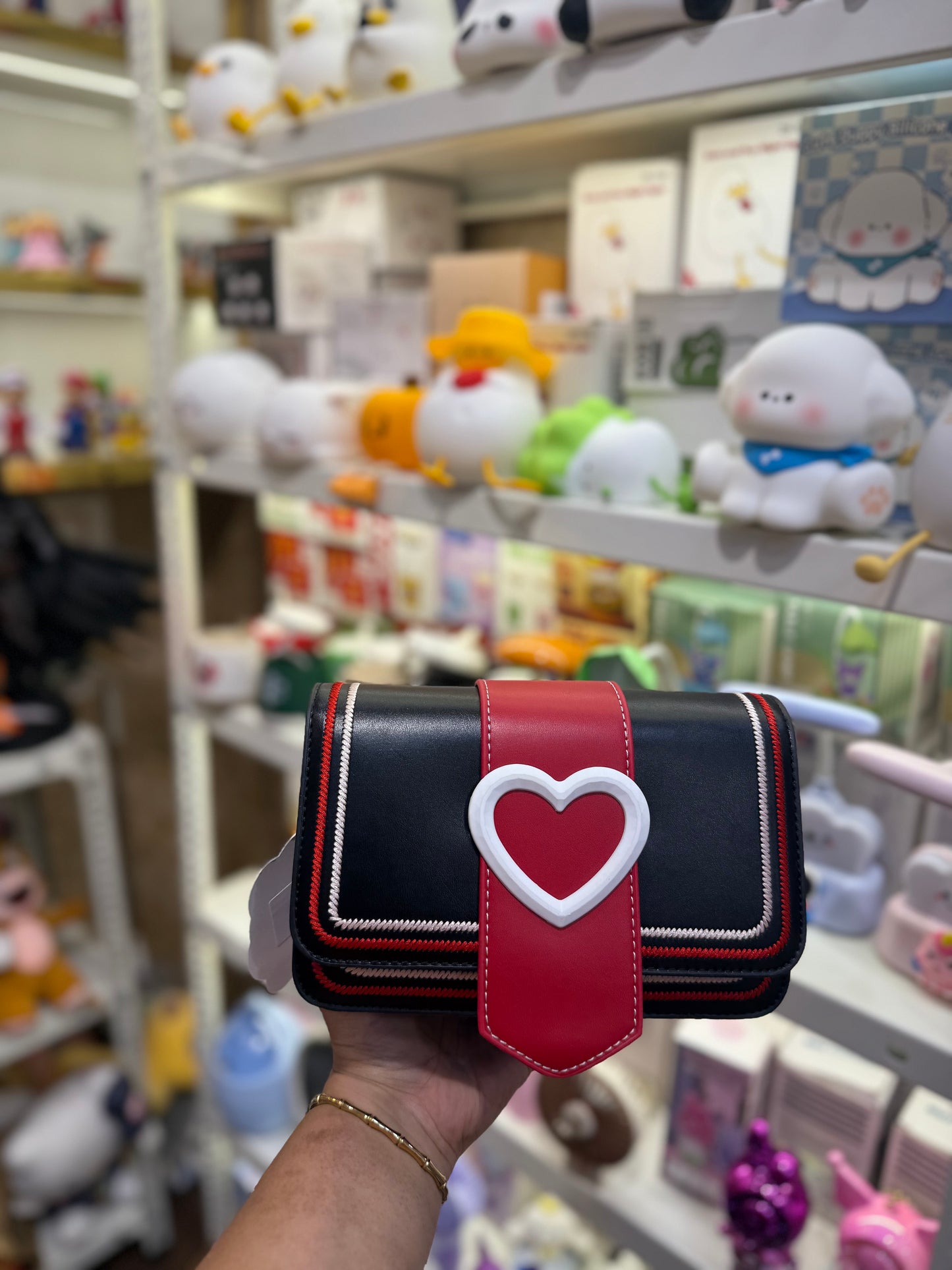 Vintage Heart Sling Bag